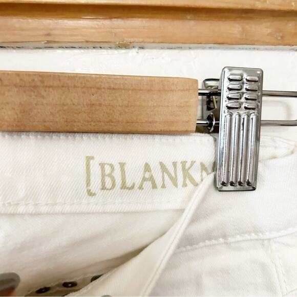 Blank NYC The Intro White Studded Mid Rise Cotton Blend Cropped Jeans Size 24 - Picture 6 of 9